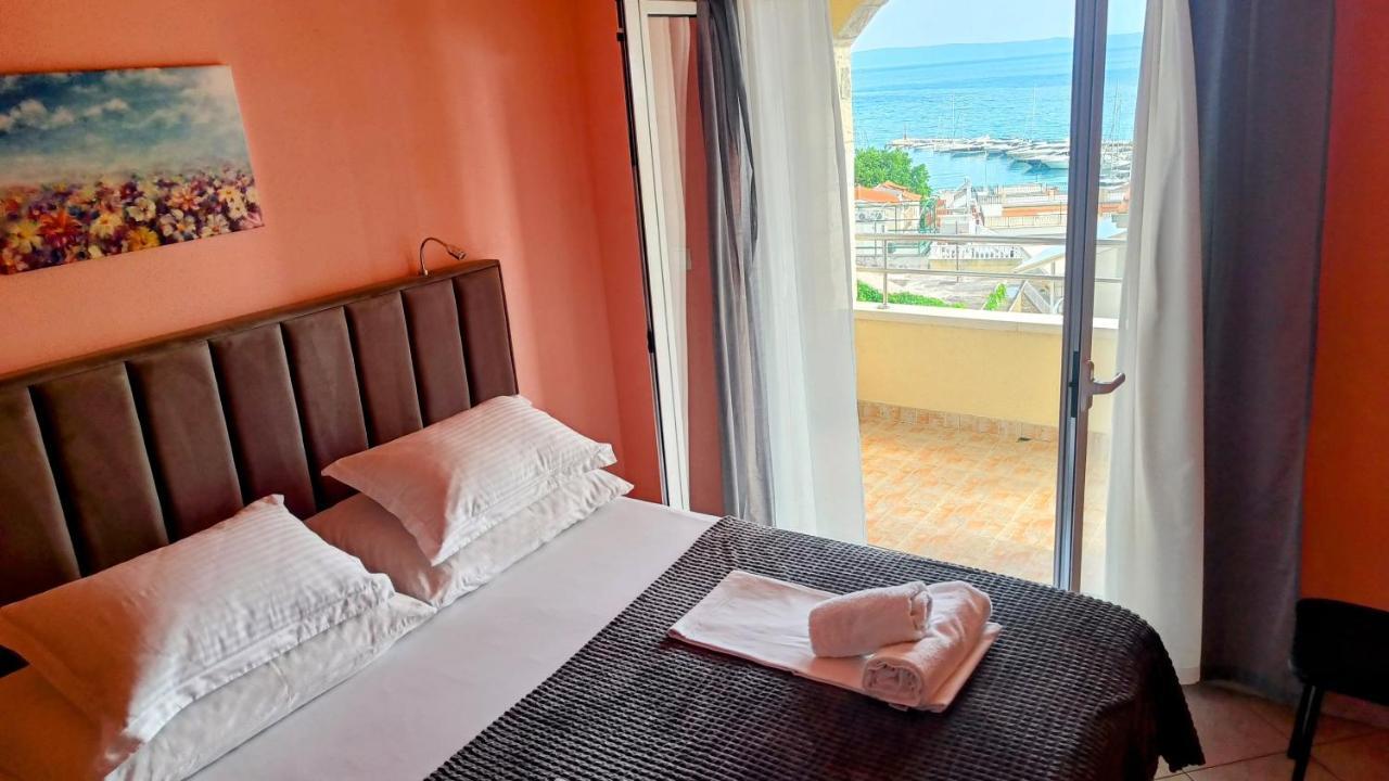 Villa Dm Baška Voda Екстериор снимка