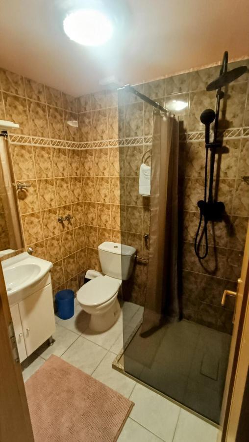 Villa Dm Baška Voda Екстериор снимка