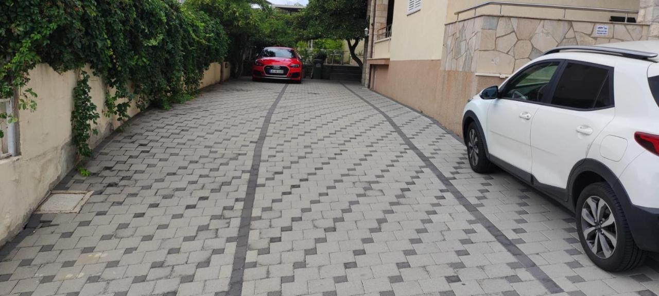 Villa Dm Baška Voda Екстериор снимка
