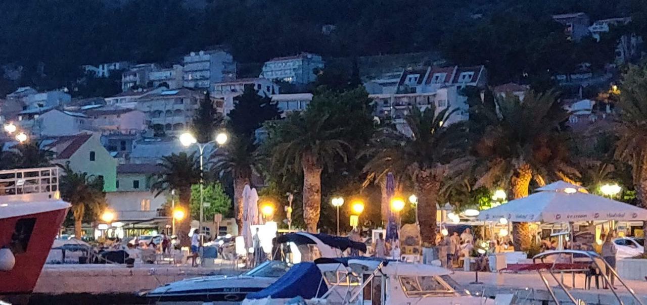 Villa Dm Baška Voda Екстериор снимка